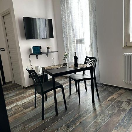 Home J&J Бари Екстериор снимка