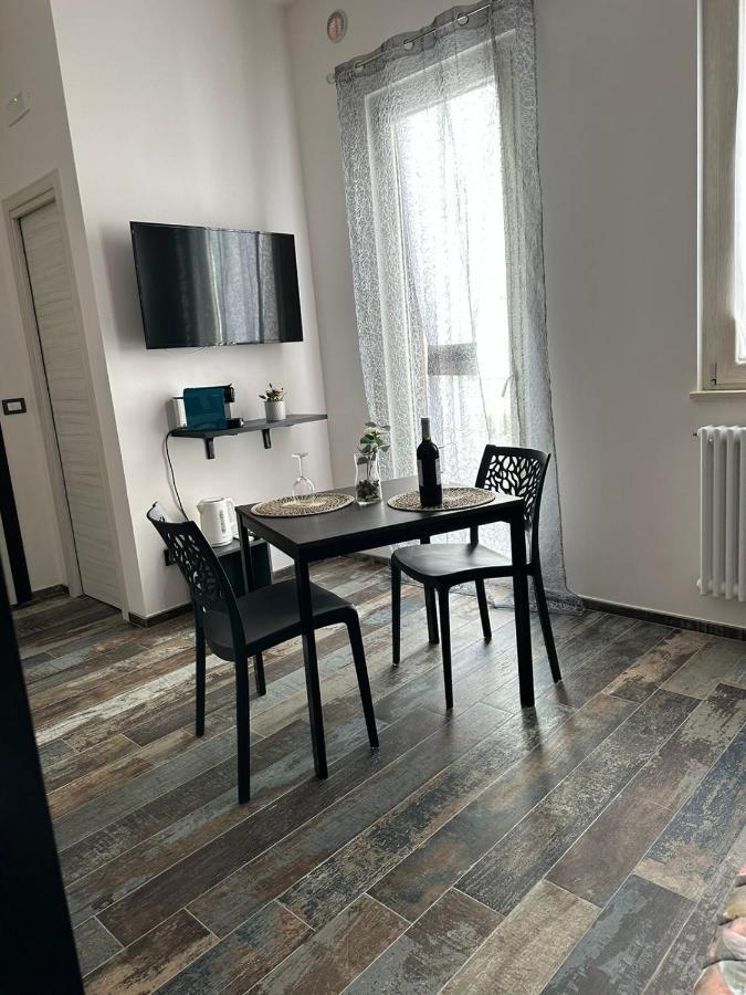 Home J&J Бари Екстериор снимка